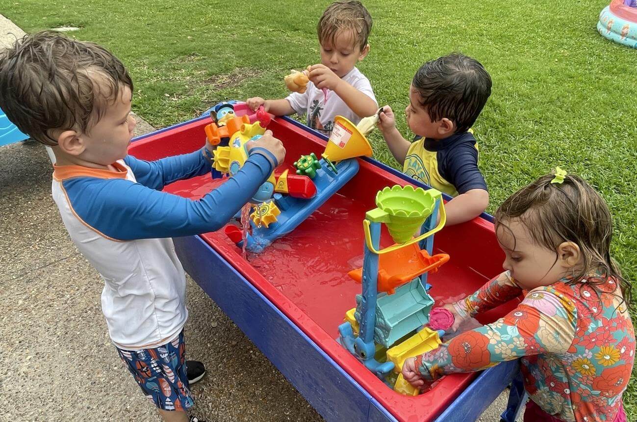 montessori style learning